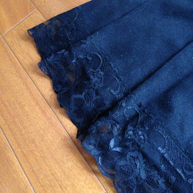 MISCH MASCH(ミッシュマッシュ)の黒レーススカート♪ レディースのスカート(ひざ丈スカート)の商品写真
