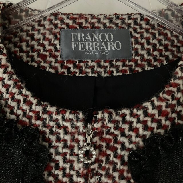 FRANCO FERRARO(フランコフェラーロ)のご専用80%OFF‼️新品フランコフェラーロジャケット レディースのジャケット/アウター(ノーカラージャケット)の商品写真