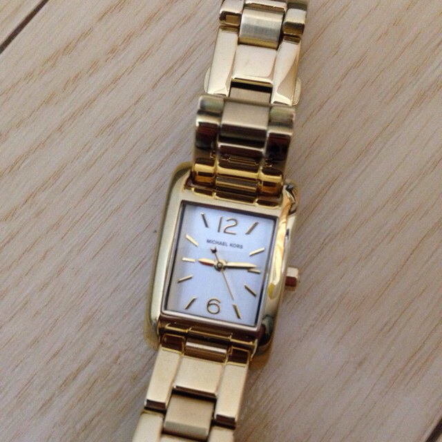 ファッショ Michael Kors - Michael kors 腕時計の通販 by cocomomo|マイケルコースならラクマ げしました