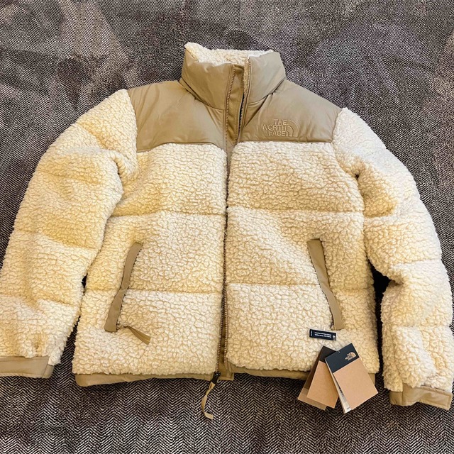 未使用品　THE NORTH FACE  ヌプシ ダウンジャケットノースフェイス