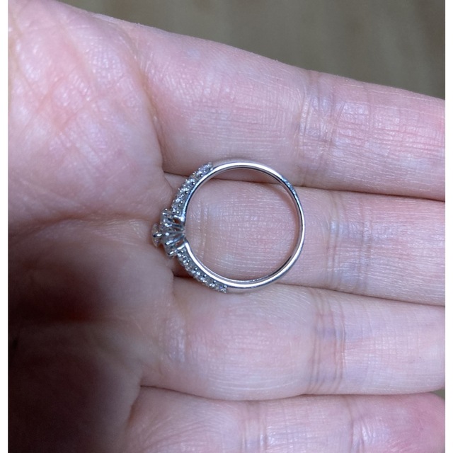 tea様専用　　プラチナ　ダイヤモンド　リング　1ct レディースのアクセサリー(リング(指輪))の商品写真