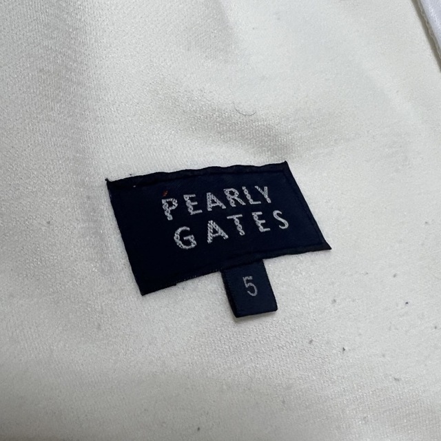 PEARLY GATES(パーリーゲイツ)のパーリーゲイツホワイトジップアップサイズ５ スポーツ/アウトドアのゴルフ(ウエア)の商品写真