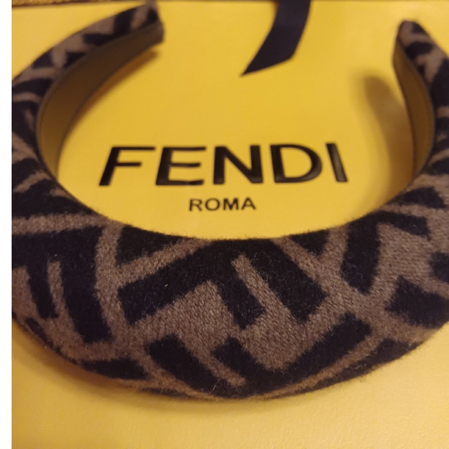 FENDI☆フェンディ☆カチューシャ　ヘアバンド 3