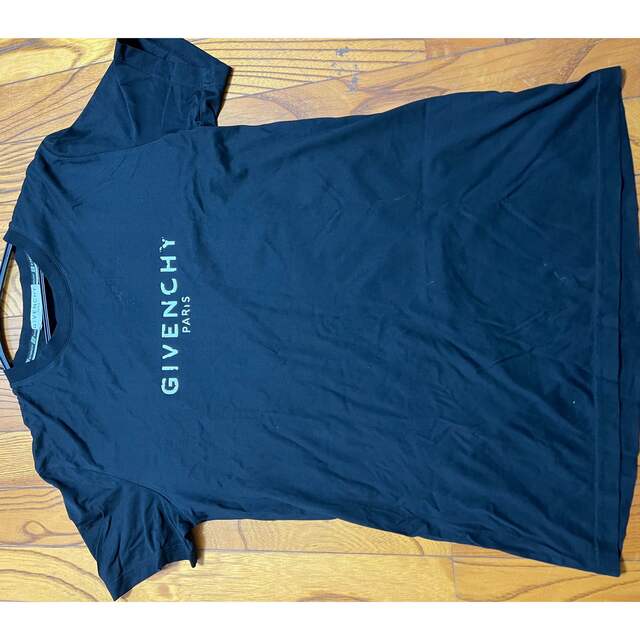 Givenchy 黒　Tシャツ