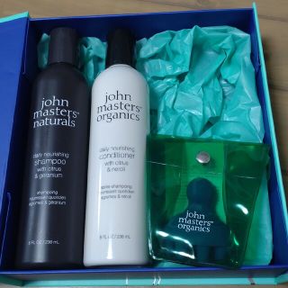 ジョンマスターオーガニック(John Masters Organics)のジョンマスターオーガニック　２０２２　ｈｏｌｉｄａｙ　ｃｏｌｌｅｃｔｉｏｎ(シャンプー/コンディショナーセット)