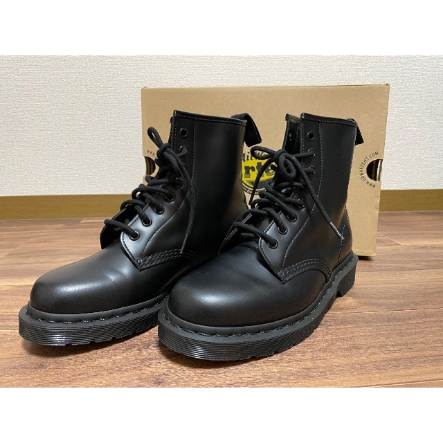 Dr.Martens(ドクターマーチン)の【Dr.Martens】8-EYE BOOT 1460 MONO レディースの靴/シューズ(ブーツ)の商品写真