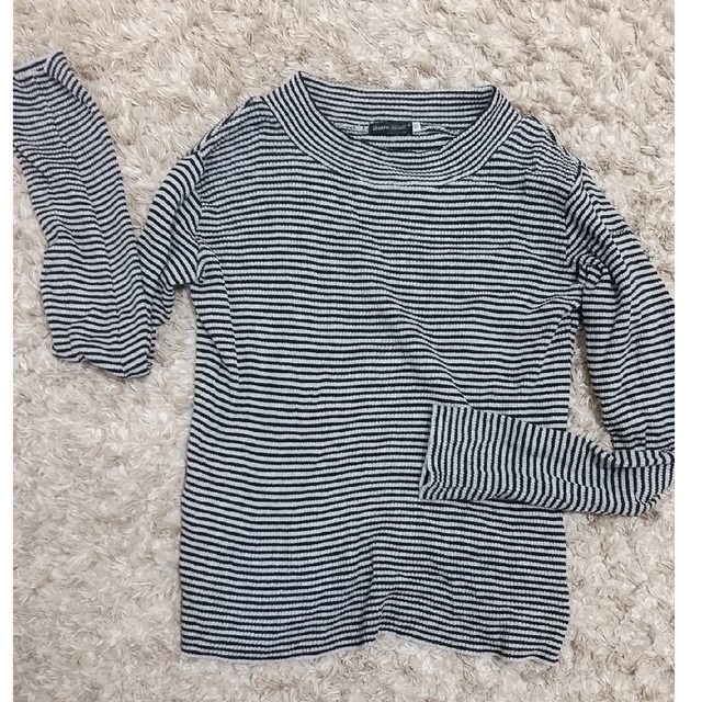 BeBe(ベベ)のBeBe カットソー 美品 150サイズ キッズ/ベビー/マタニティのキッズ服女の子用(90cm~)(ニット)の商品写真