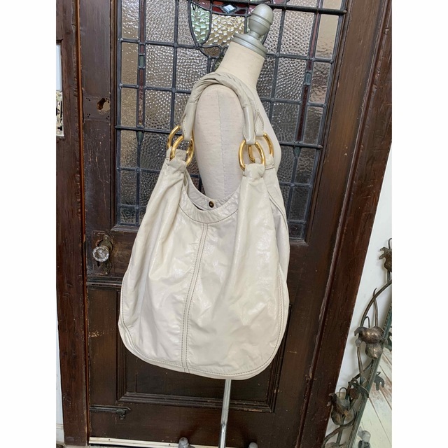ミュウ様専用❣️ミュウミュウ MIUMIU 超美品 大きめトートバッグ 新作