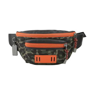 コーチ(COACH)の新品 コーチ COACH ウエストバッグ・ボディバッグ BELT BAG WITH ANIMAL CAMO SCRIPT PRINT グリーン(ボディーバッグ)