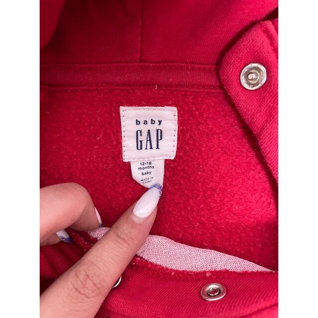 babyGAP(ベビーギャップ)のGAP ロンパース　赤 キッズ/ベビー/マタニティのベビー服(~85cm)(ロンパース)の商品写真