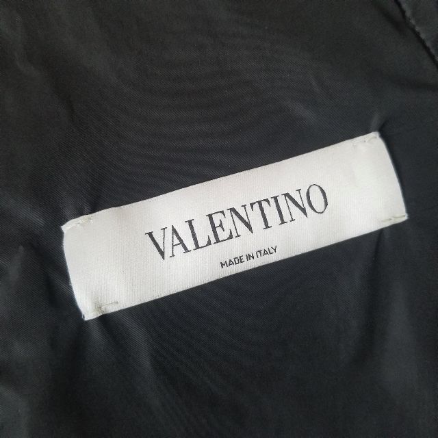 VALENTINO(ヴァレンティノ)のVALENTINO　コート メンズのジャケット/アウター(モッズコート)の商品写真