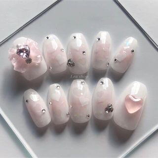 Pearls and Lace nail art