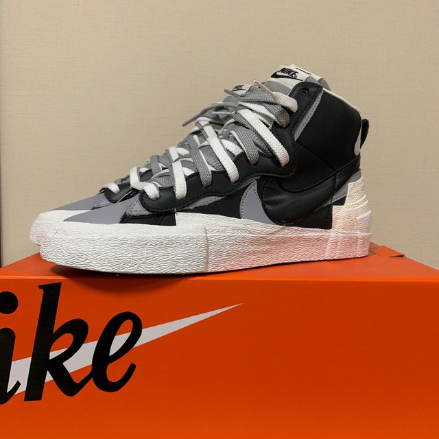 sacai×nikeブレザーmid/ブラック/ウルフグレー/ホワイトスニーカー