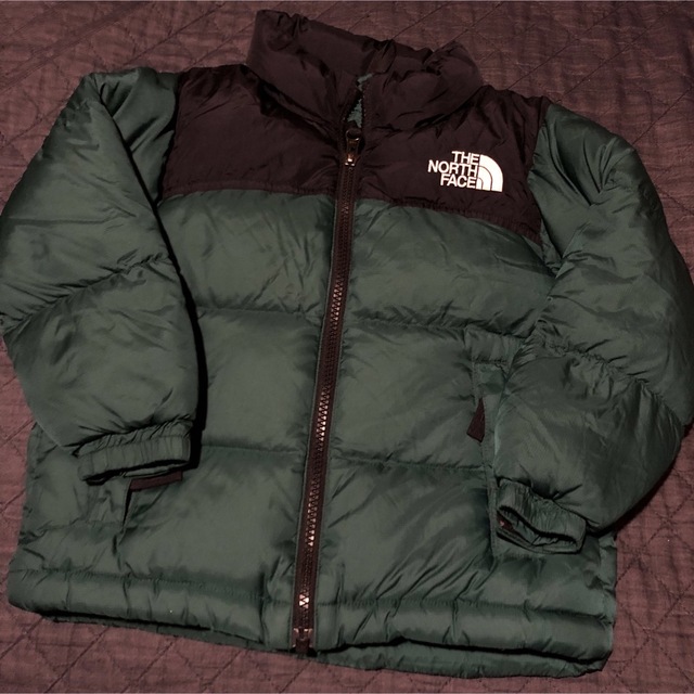 THE NORTH FACE(ザノースフェイス)のNorth Face 100cm キッズ　ダウンジャケット キッズ/ベビー/マタニティのキッズ服男の子用(90cm~)(ジャケット/上着)の商品写真