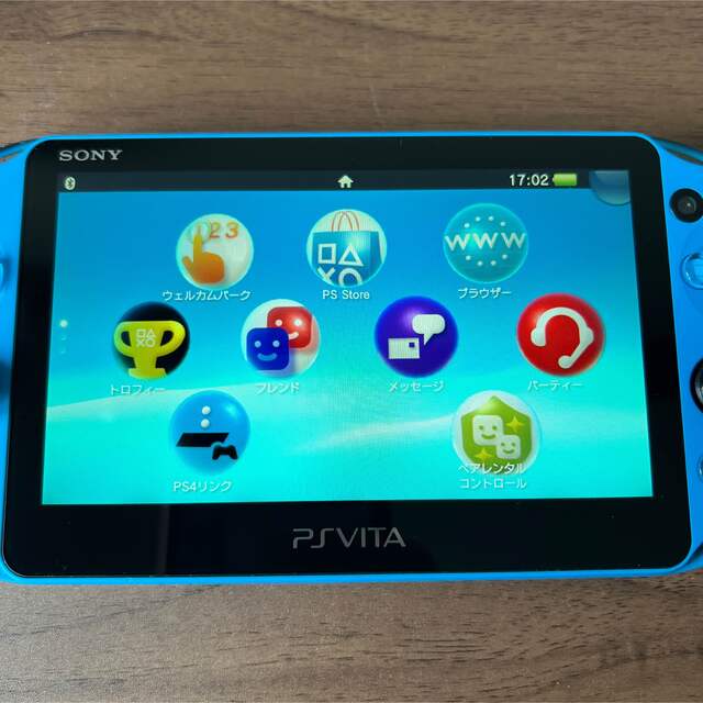 PlayStation Vita(プレイステーションヴィータ)の★本体美品★ PlayStation Vita アクアブルー エンタメ/ホビーのゲームソフト/ゲーム機本体(携帯用ゲーム機本体)の商品写真