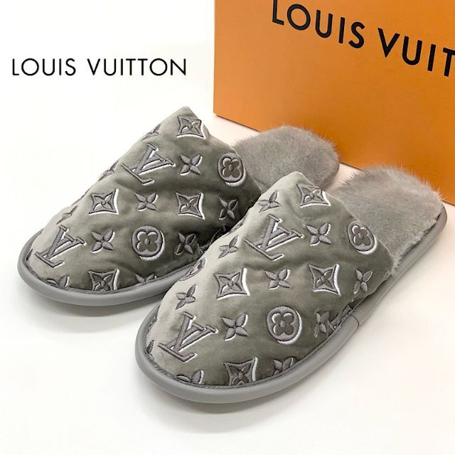 LOUIS VUITTON(ルイヴィトン)の5401 未使用 ヴィトン LV スイートライン ベルベット ファー スリッパ レディースの靴/シューズ(その他)の商品写真