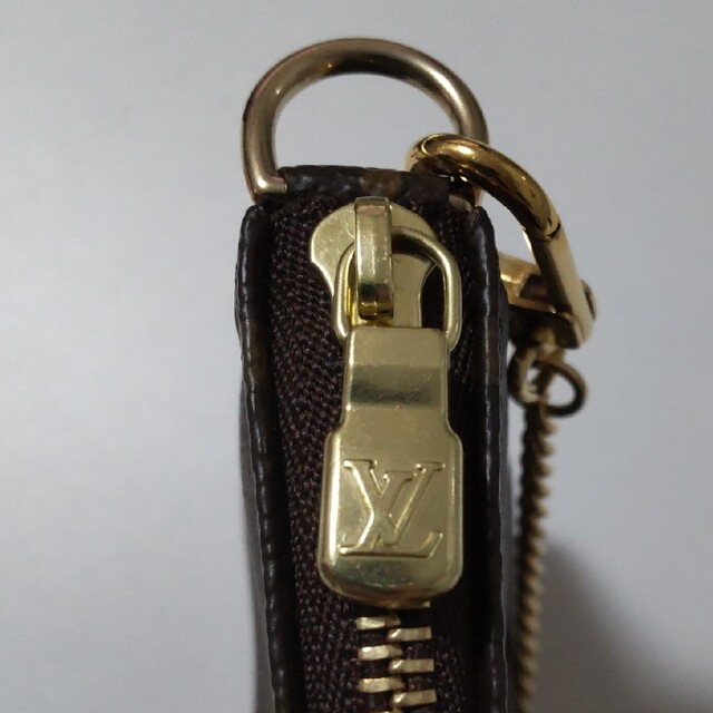 LOUIS VUITTON ミニ・ポシェット・アクセソワール M58009