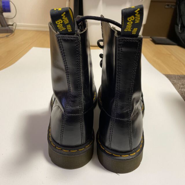 Dr.Martens(ドクターマーチン)のドクターマーチン 8ホール ブーツ　Dr.Martins UK8 メンズの靴/シューズ(ブーツ)の商品写真