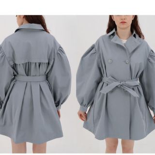 épine - 美品 arm volume mini trench coat ice blueの通販 by