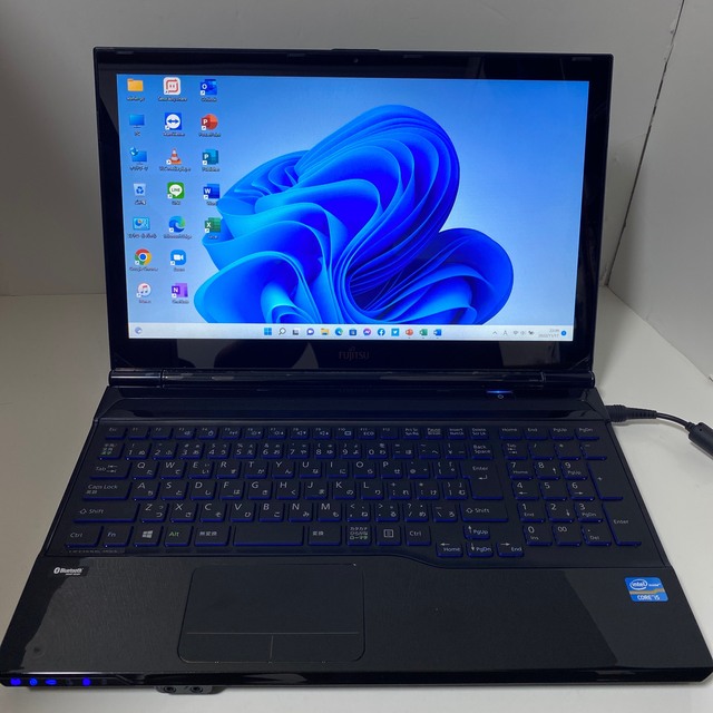Fujitsuノートパソコンcorei5メモリ8GWindow11オフィス付き 【スーパー