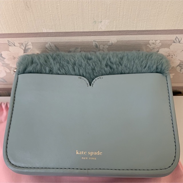 kate spade new york(ケイトスペードニューヨーク)のケイトスペード ニコラ ファーツイスト チェーンバッグ レディースのバッグ(ショルダーバッグ)の商品写真