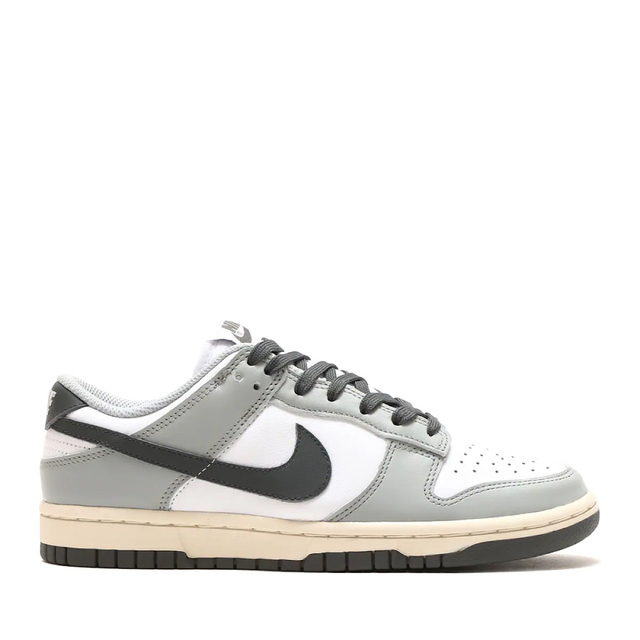 NIKE(ナイキ)の23.5cm Nike Dunk Low DD1503-117 Grey グレー レディースの靴/シューズ(スニーカー)の商品写真