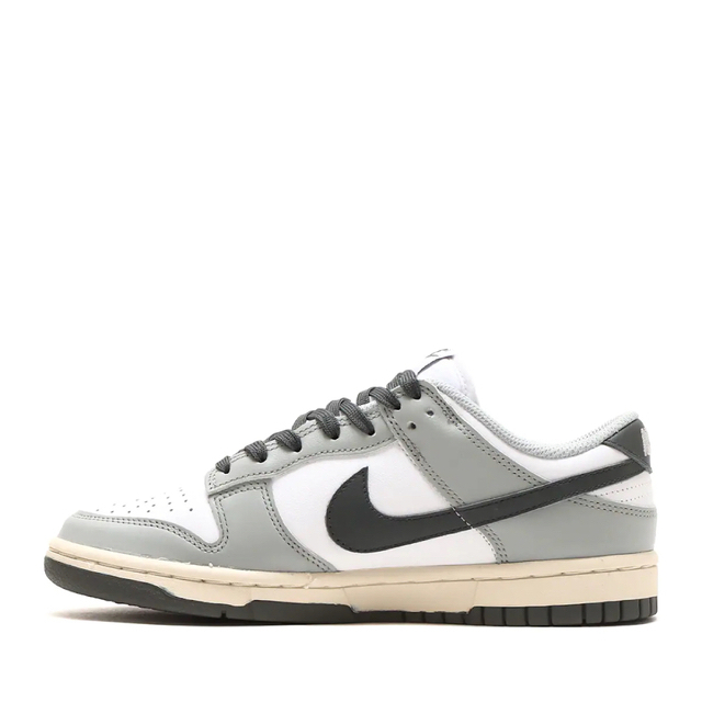 NIKE(ナイキ)の23.5cm Nike Dunk Low DD1503-117 Grey グレー レディースの靴/シューズ(スニーカー)の商品写真