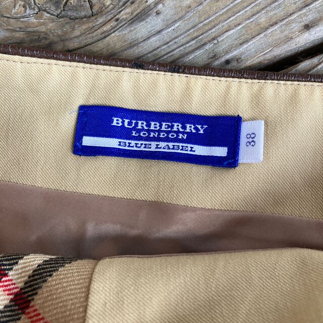 BURBERRY BLUE LABEL(バーバリーブルーレーベル)のバーバリースカート レディースのスカート(ミニスカート)の商品写真