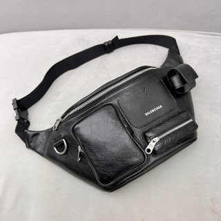 バレンシアガ ボディーバッグ(メンズ)の通販 200点以上 | Balenciagaの バレンシアガ ボディーバッグ(メンズ)の通販 200点以上 | Balenciagaの