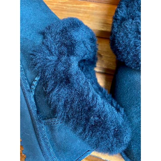 完売しました。。。。。。✨綺麗めコーデ✨超美品✨22cm✨UGG 完売しました。。。。。。✨綺麗めコーデ✨超美品✨22cm✨UGG