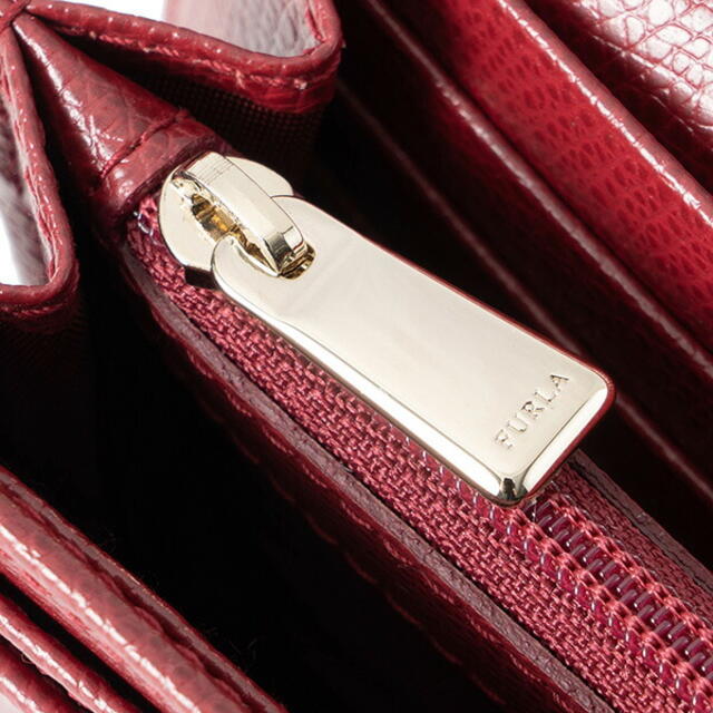 Furla(フルラ)の新品 フルラ FURLA 長財布 メトロポリス XL バイフォールド ウォレット チリエジャ レディースのファッション小物(財布)の商品写真