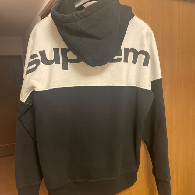 【売切り価格】Supreme パーカー　Lサイズ 1