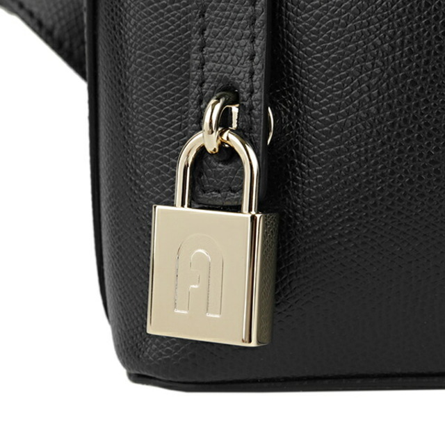 Furla(フルラ)の新品 フルラ FURLA リュックサック パイパー バックパック L ネロ レディースのバッグ(リュック/バックパック)の商品写真