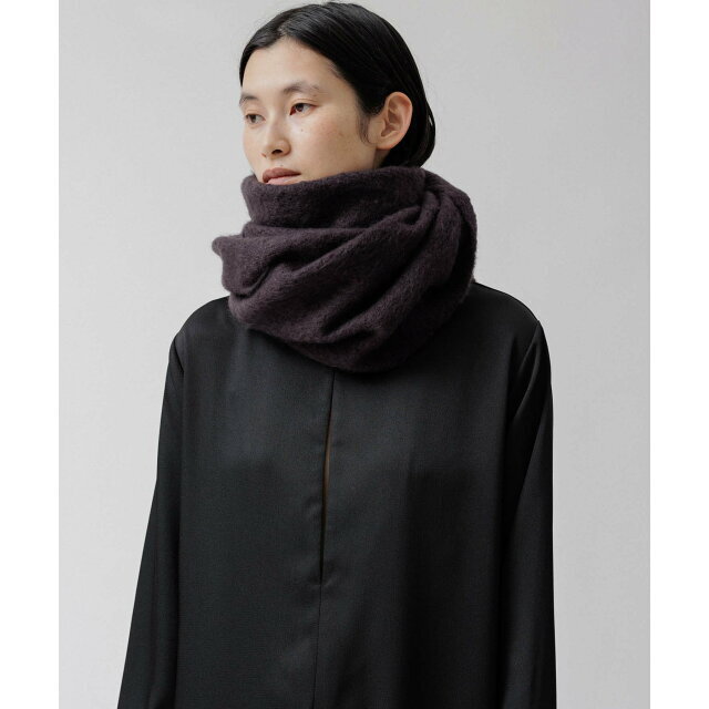 Adam et Rope'(アダムエロぺ)の【オフホワイト（15）】[SCARF]BOUCLE PLAIN STALL レディースのファッション小物(マフラー/ショール)の商品写真