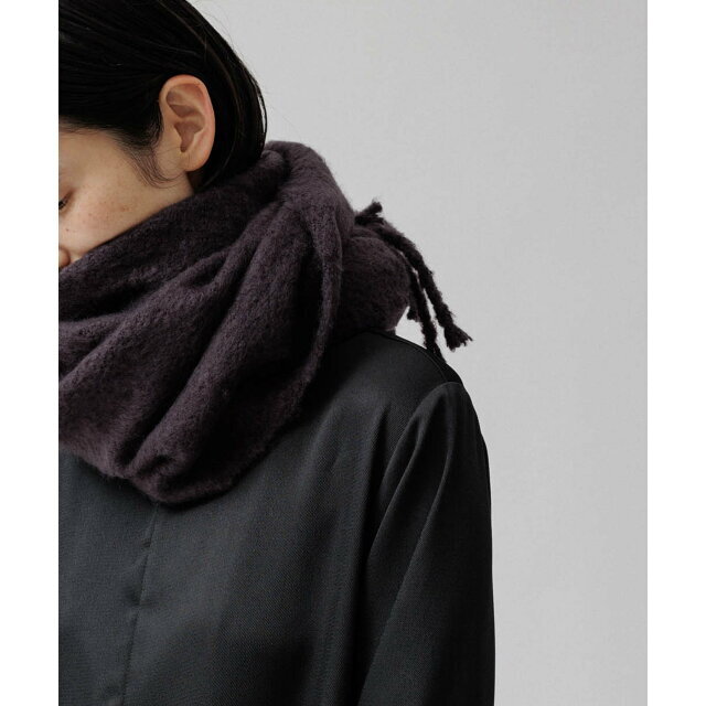 Adam et Rope'(アダムエロぺ)の【ダークブラウン（20）】[SCARF]BOUCLE PLAIN STALL レディースのファッション小物(マフラー/ショール)の商品写真