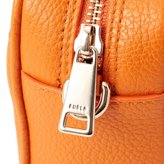 Furla(フルラ)の新品 フルラ FURLA ショルダーバッグ リアル ミニ クロスボディ マンダリーノ レディースのバッグ(ショルダーバッグ)の商品写真