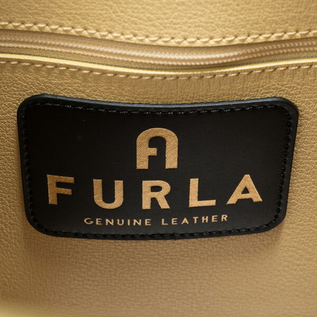 Furla(フルラ)の新品 フルラ FURLA トートバッグ パラディソ ラージショッピング パステルイエロー レディースのバッグ(トートバッグ)の商品写真