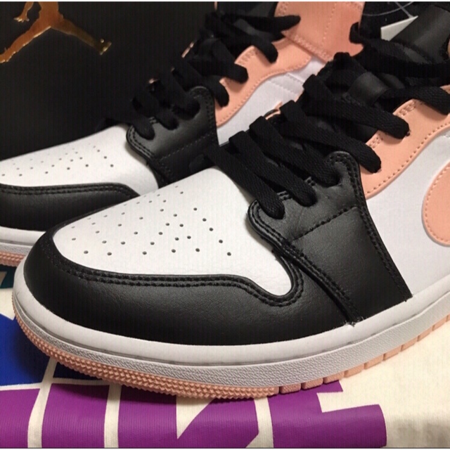 豪華な 早いもの勝ち‼️NIKE AIR JORDAN 1 LOW ミント 26.5cm kids