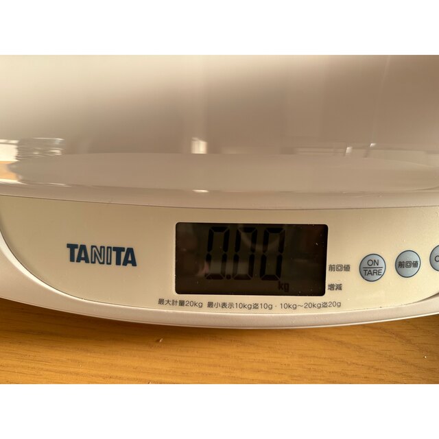 タニタ ベビースケール TANITA BD-586 スマホ/家電/カメラの生活家電(体重計)の商品写真
