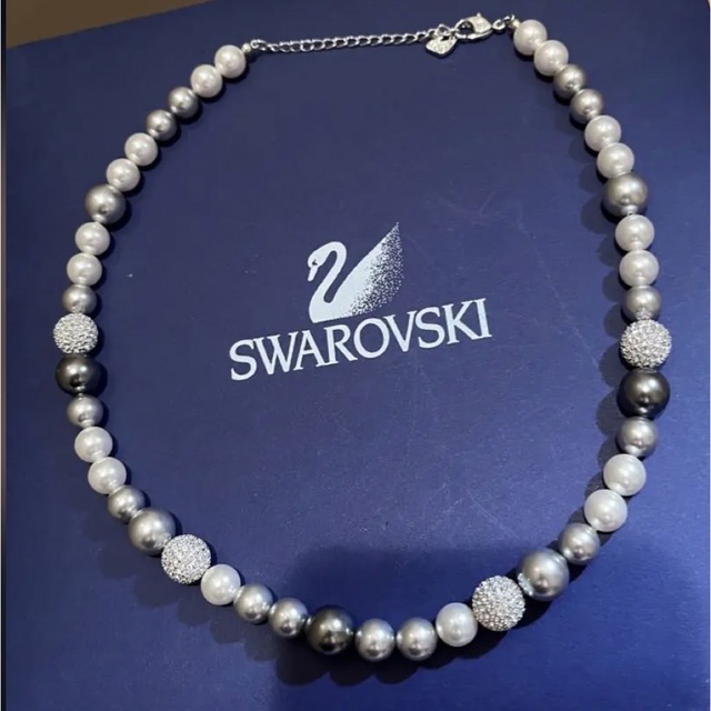 SWAROVSKI(スワロフスキー)のスワロフスキーパールネックレス レディースのアクセサリー(ネックレス)の商品写真