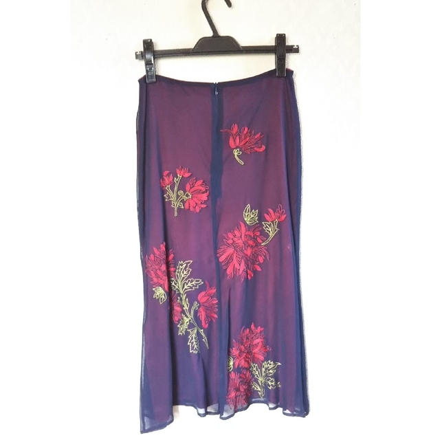 Isabel Marant(イザベルマラン)のISABEL MARANT 刺繍 スカート レディースのスカート(ひざ丈スカート)の商品写真