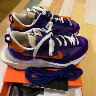 サカイ(sacai)の箱無し専用NIKE×sacai ヴェイパーワッフルダークアイリス撮影買取りサカイ(スニーカー)