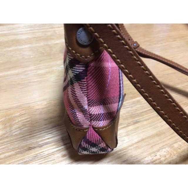 BURBERRY BLUE LABEL(バーバリーブルーレーベル)のバーバリー　ハンドバッグ レディースのバッグ(ハンドバッグ)の商品写真