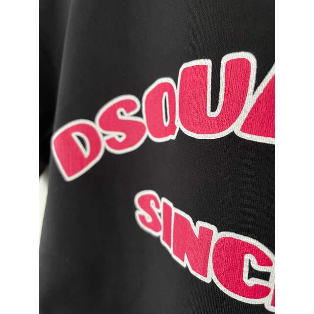 DSQUARED2(ディースクエアード)の【新品】DSQUARED2 ディースクエアード　ブラック 半袖Tシャツ レディースのトップス(Tシャツ(半袖/袖なし))の商品写真