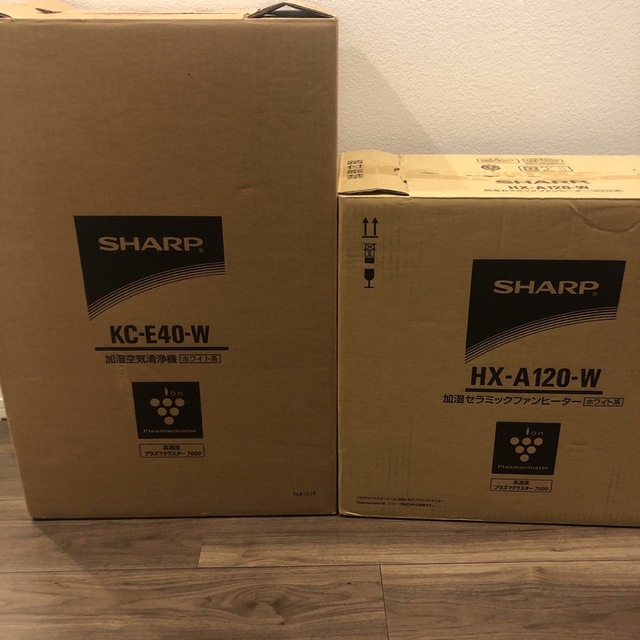 SHARP(シャープ)の2箱シャープ 加湿空気清浄機 と加湿セラミックファンヒーター スマホ/家電/カメラの生活家電(空気清浄器)の商品写真