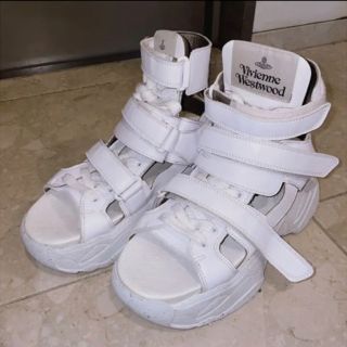 ヴィヴィアン サンダル ロンパーサンダル VivienneWestwood