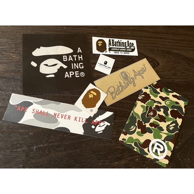 A BATHING APE(アベイシングエイプ)のA BATHING APE Sticker & etc. set ■期間限定 メンズのファッション小物(その他)の商品写真