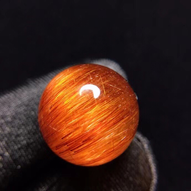 ⭐︎天然銅色ゴールドルチルクオーツ 丸玉 15.9mm-