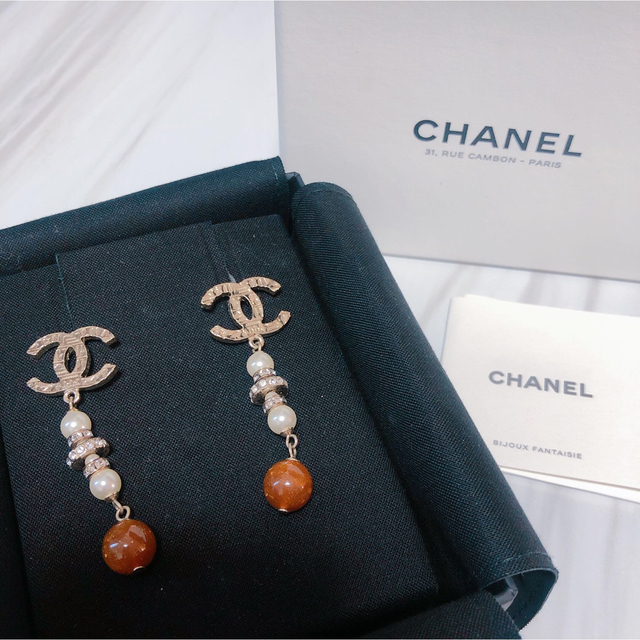 希少⭐︎CHANEL CCパールピアス⭐︎ギフトにも♪カラーシルバー系×パール