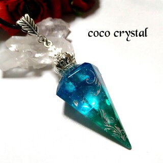 《妖精の秘宝石》ヒマラヤ水晶ペンデュラム型ネックレス(ネックレス)